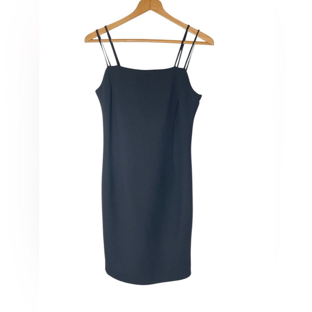 B7- Women’s Size 8 Jones Wear Little Black Dress